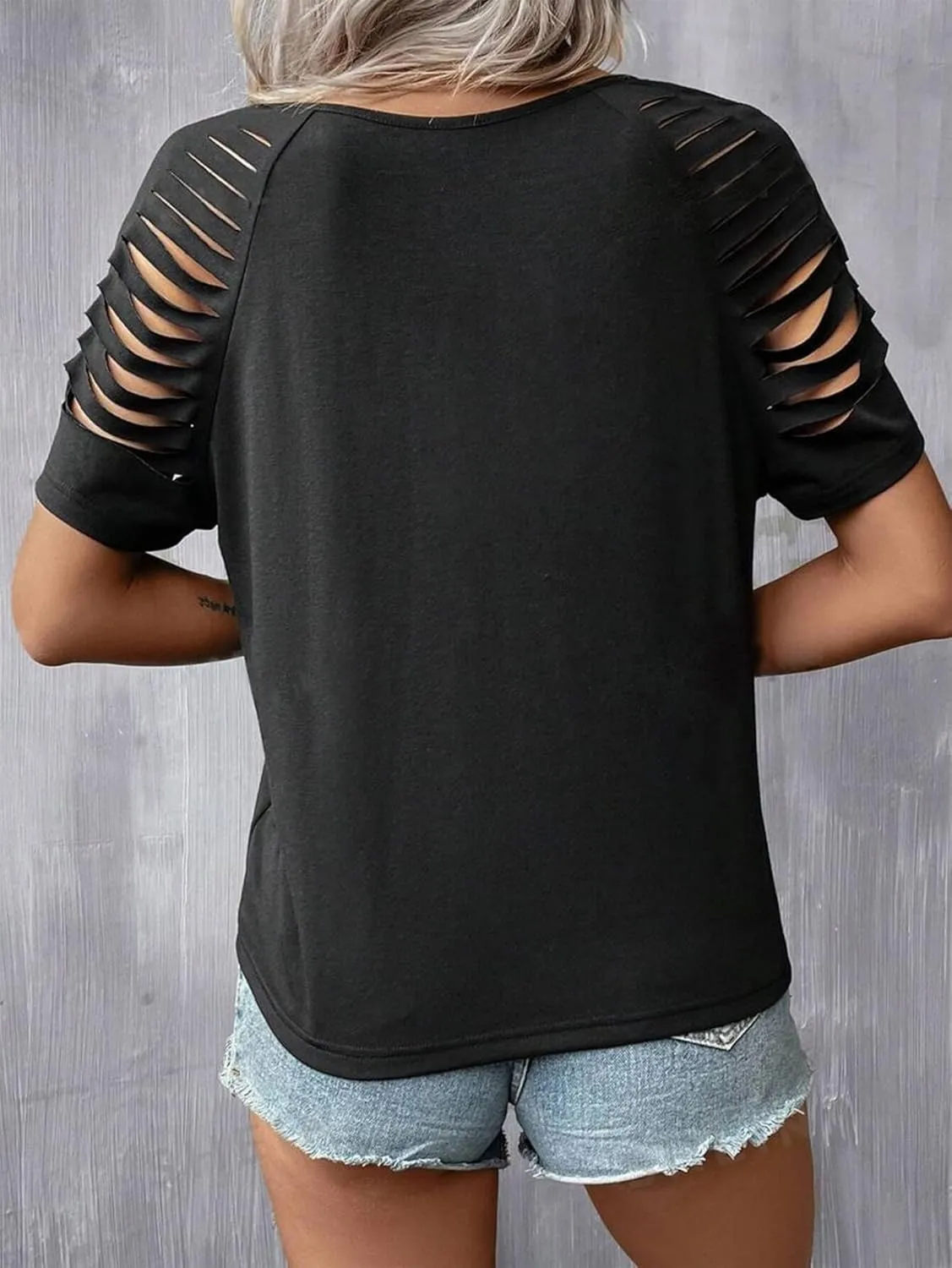 Halloween T Shirts for Women Fall Graphic Gifts Tees Shirts Trendy Cut Out Tshirts Ghost Shirt Witch Tees Tops Outfits