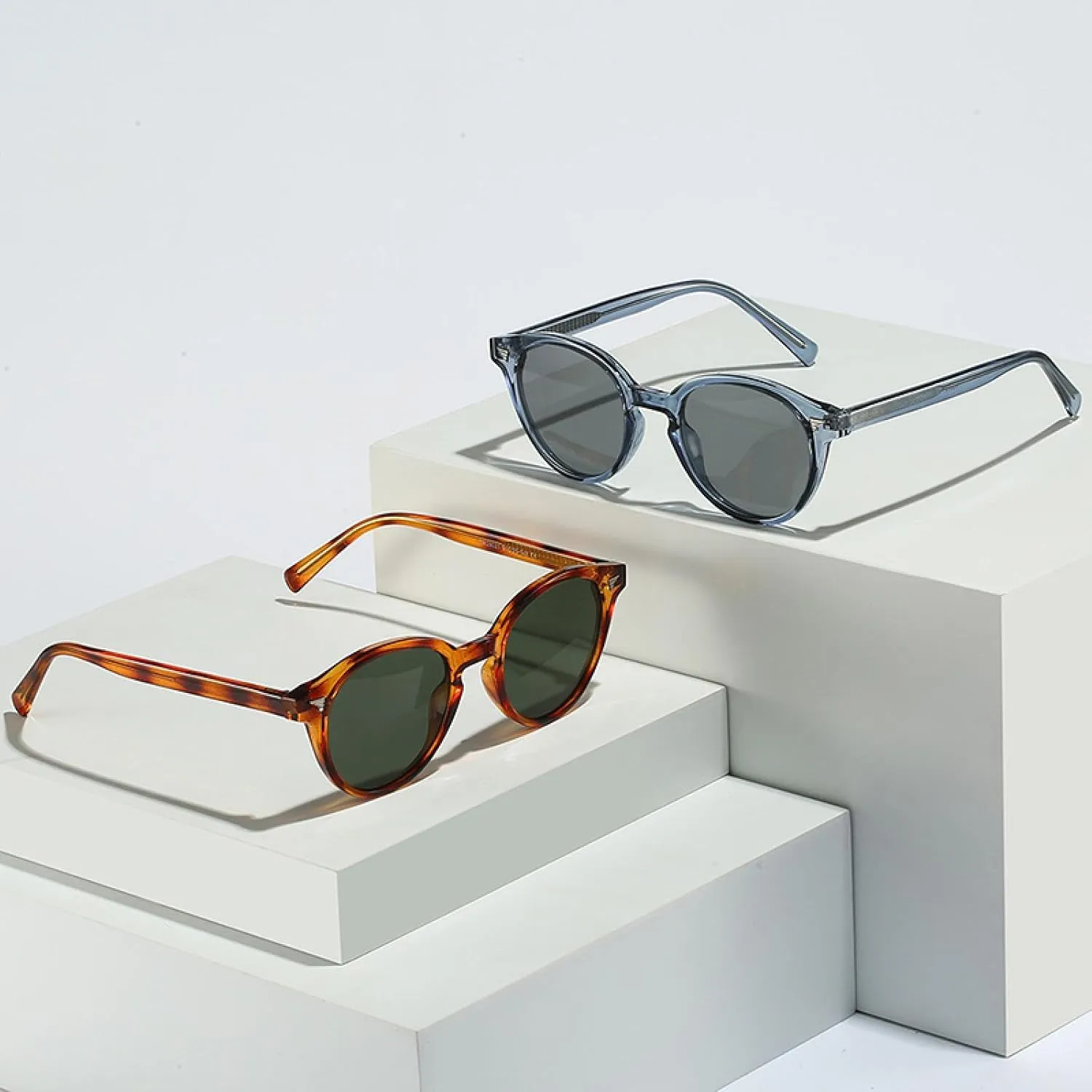 Popular Fashion Round Punk Women Luxury Sunglasses Retro Rivets Men Trending Uv400