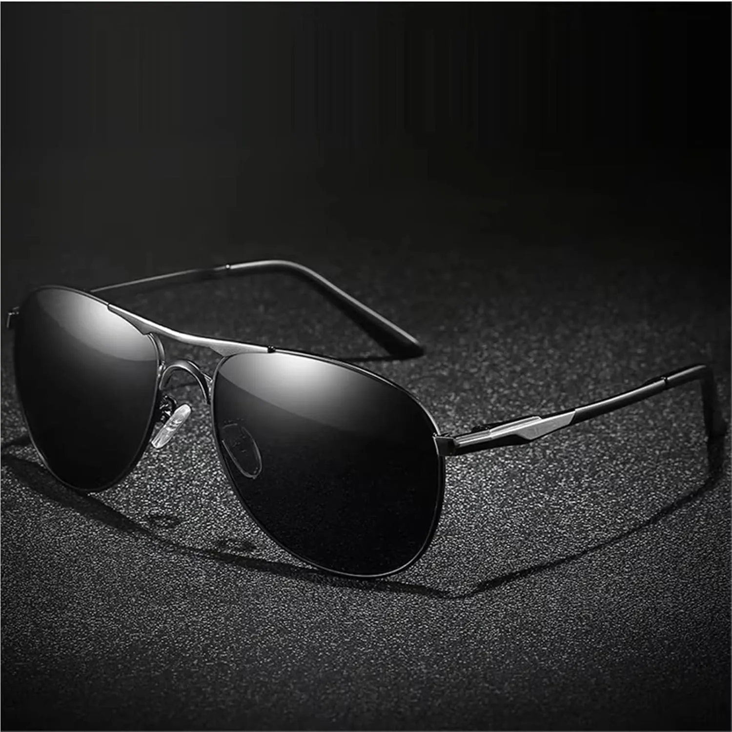 Women's Aviator Sunglasses Polarized Retro Luxury Metal Frame UV400 Protection Lightweight Unisex Pilot Sunglasses for Driving, Fishing & Outdoor(GunBlack Silver Gun)