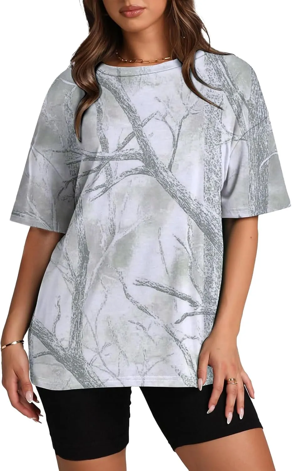 Womens Camo Shirt Oversized Short Sleeve Tees Maple Leaf Print Summer Tops Graphic Crewneck T Shirts Y2K Clothes