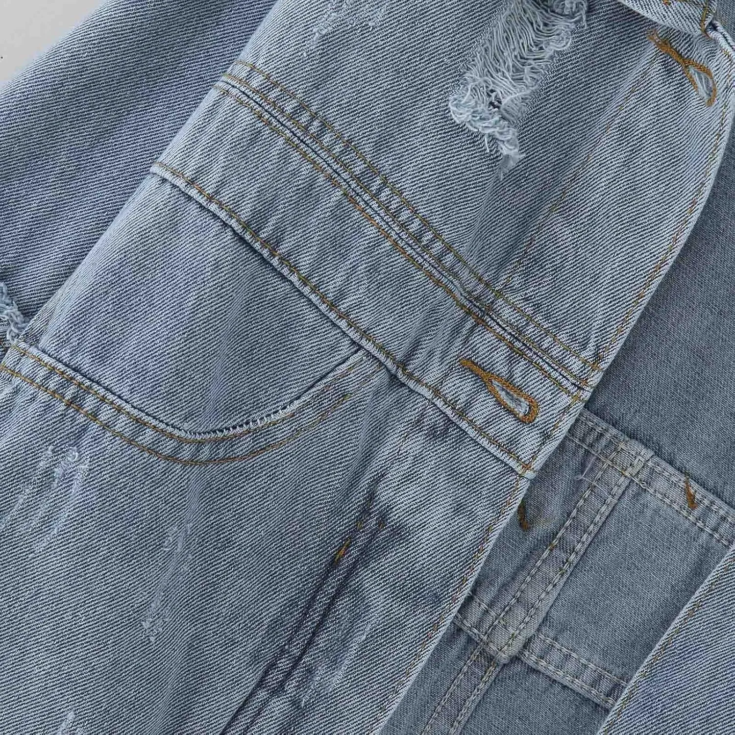 Womens Cropped Denim Jackets 2024 Trendy Button Up Shacket Fall Spring Long Sleeve Jean Coats Retro Petite Denim Coat